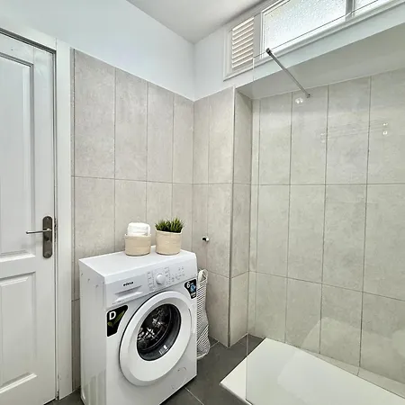 Paulmarie Stunning View Apartment *