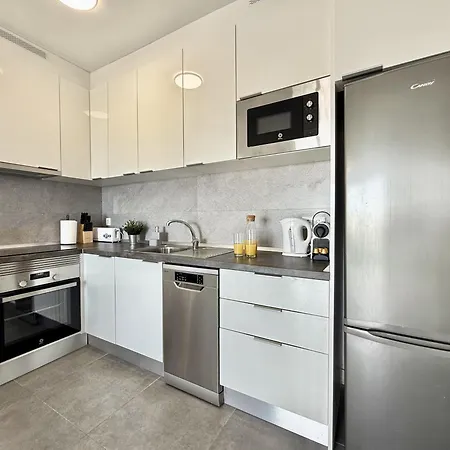 Paulmarie Stunning View Apartman *