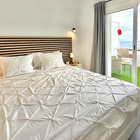 Stunning View Apartment In Colina Blanca Costa Adeje (Tenerife)