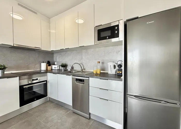 Paulmarie Stunning View Apartment *